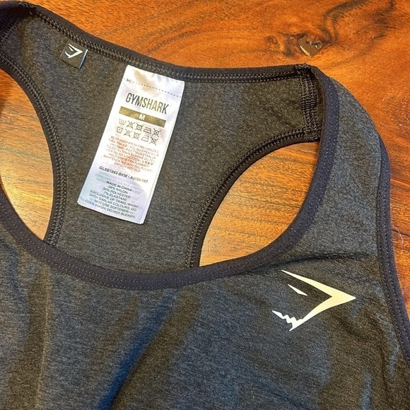 NWOT gymshark sports bra - Picture 2 of 3